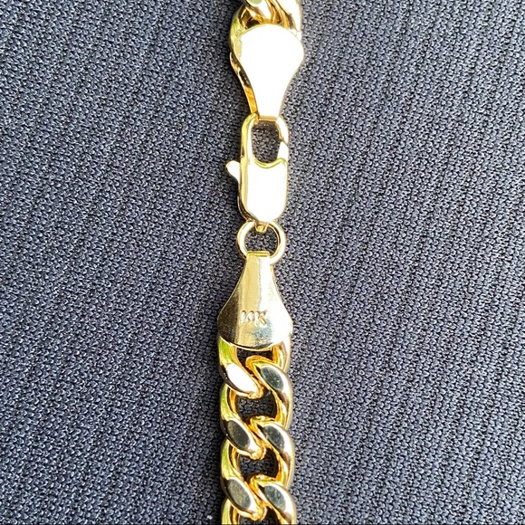 Gold Chain Cuban 8mm and Icy Diamond Bull Pendant Charm Set - Picture 8 of 8